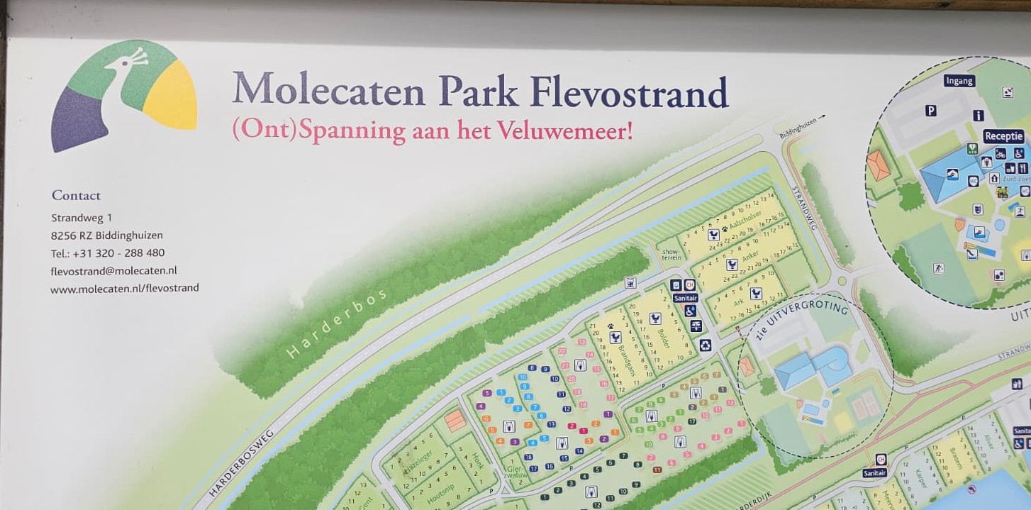 Plattegrond bord van Molecaten Park Flevostrand aan het Veluwemeer