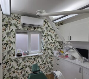 Airco Hoogeveen | Mitsubishi Heavy Industries SRK-ZS-WF 2 kW in mondzorgpraktijk | comfortabel behandelen en werken
